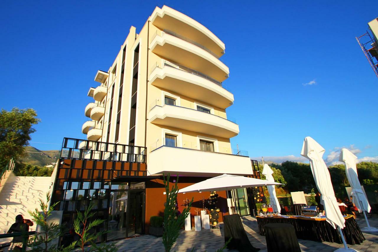 A&G Hotel Vlore Exterior photo